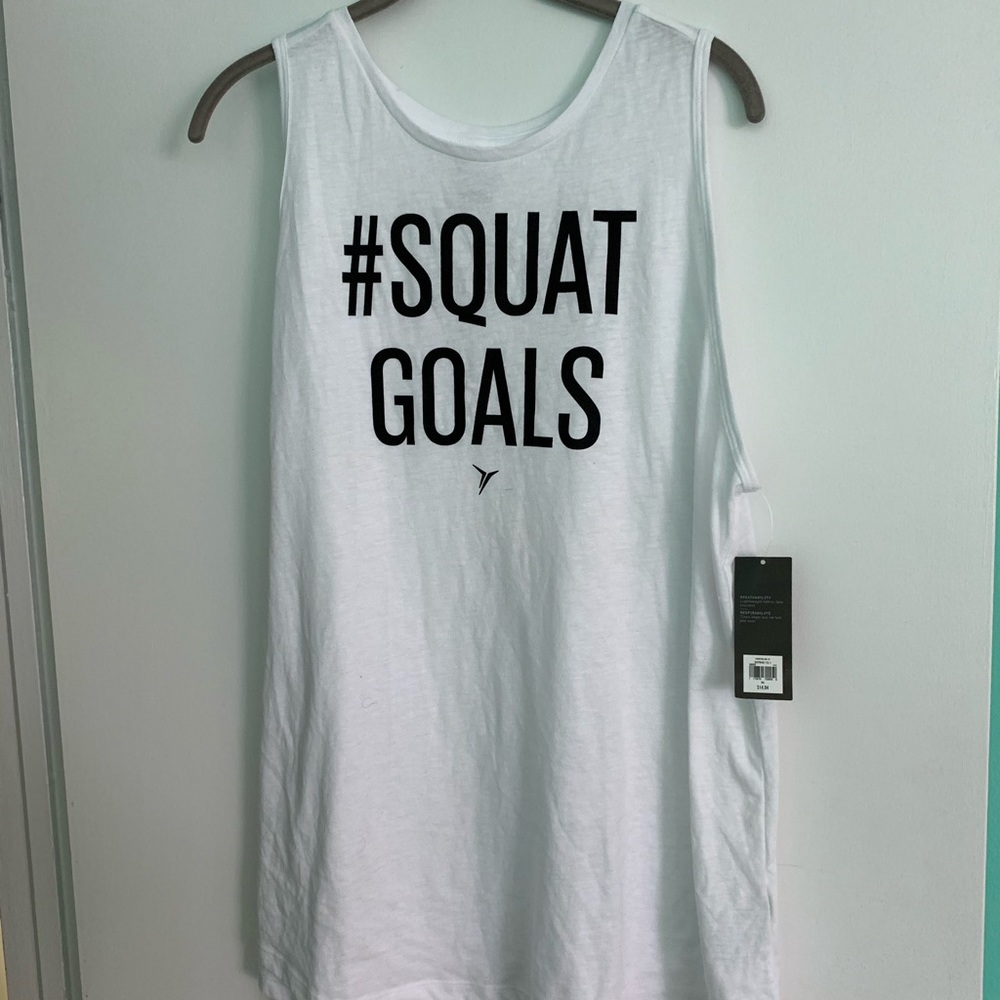 *SOLD ON MERC* NWT activewear tank